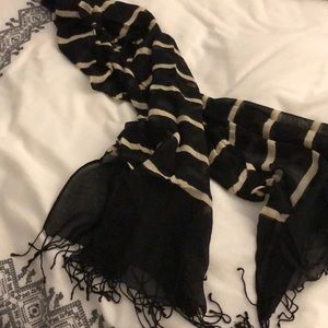 Black & Cream Stripped Scarf
